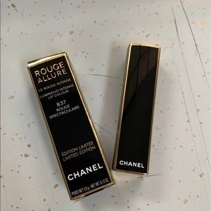 Chanel Rouge allure 
Color 837 rouge spectaculaire